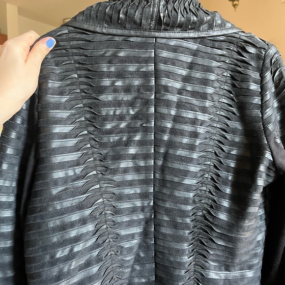 Cache Textured Leather Jacket - Draped Ruffles - Picture 12 of 16